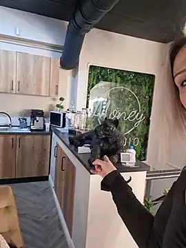 LaylaBlakes - 🔥10 Ass Spanks + Cream Tease
