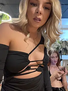 KimmBliss - Naughty strip-tease 🖤