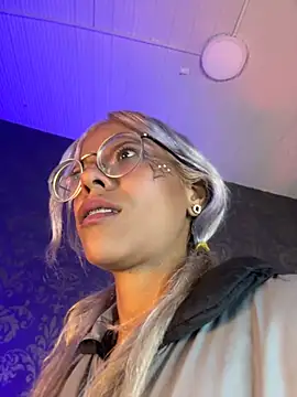 Ariaoficial - CHILI AND ALCOHOL INJECTION JUST PUSSY