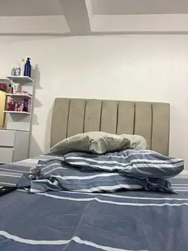 Ali-Naughty - Zoom ass😈