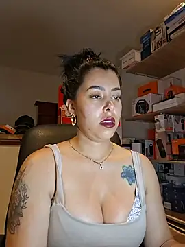 Luianna - Turn me on 💦😈💦😈