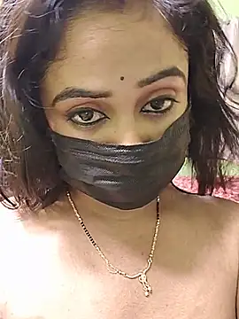 Angel_Julia - Nude in Public