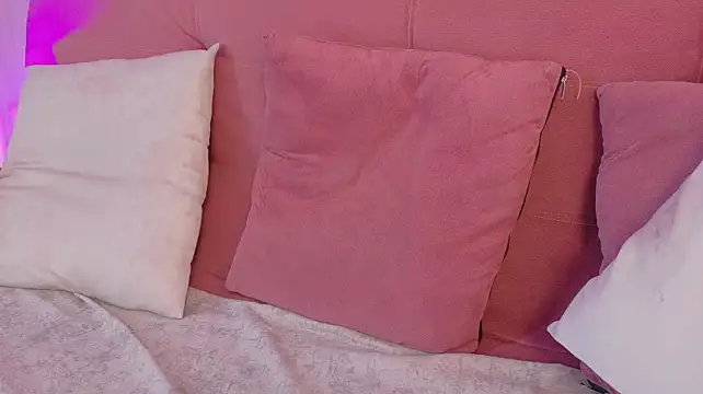 Karina2Smith - plug in my ass