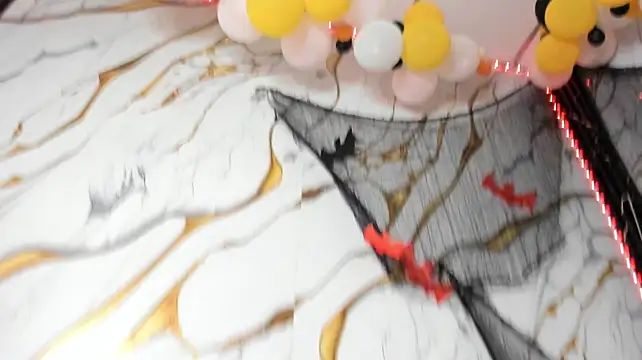 Sexy_brunette_12 - control toy gravity pussy 5 inutes