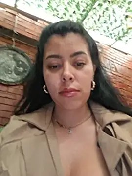 Luianna - Turn me on 💦😈💦😈