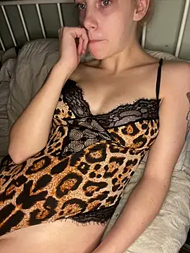 VioletxBlue - Tip 150tks bundle of 5 vids-1 10 min vid