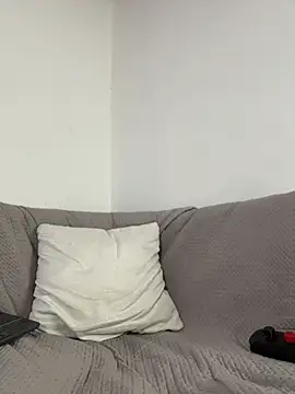 Barbie_gv - playing with my ass, one finger inside