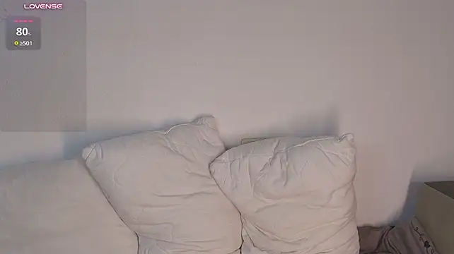 Moonliora - DILDO IN MY PUSSY