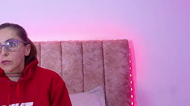 Ava_Raye - vibrator in pussy