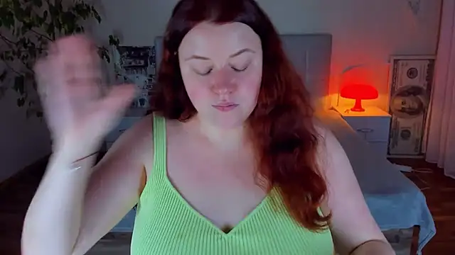 PolinaSalvatore - show boobs