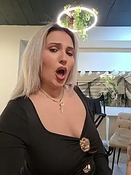 LaylaBlakes - Sensual Boob Play