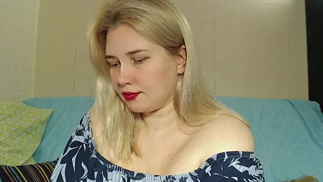 MmmPinUpGirl - DILDO IN PUSSY