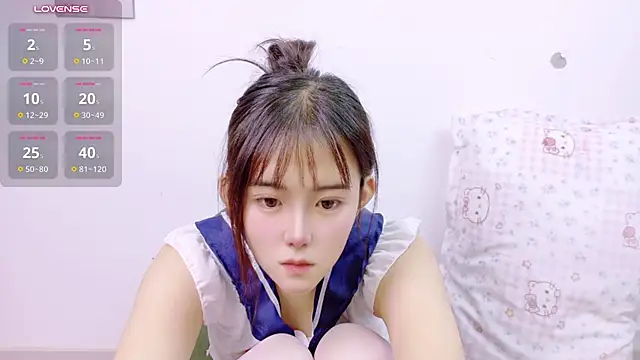 UU-uuu - 比奶心 V腿~