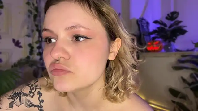 MoonIvy_ - 💕FUCK MY MOUTH WITH TWO DICKS💕