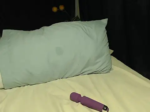 Curvy_zara - make me twerk