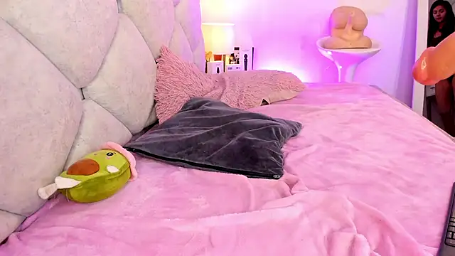 Alessiaferry - 1 FINGER IN MY ASS ASS OPEN
