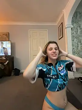 Livpetitex - Dildo & cum ticketshow