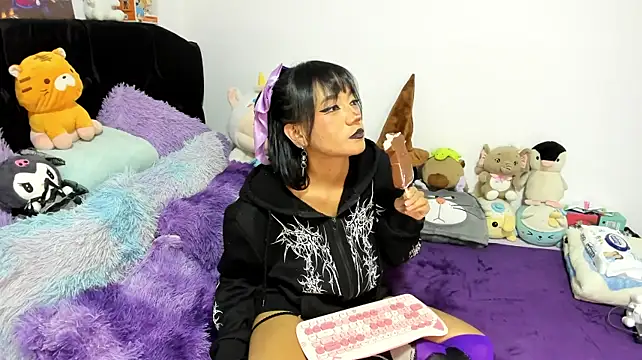 Henutmire_ross - I want to suck it for you.