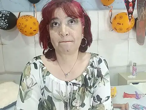 Seleneemilf2 - Zoom anus 📸📸