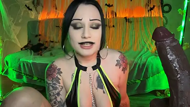 MCThroatGoat - DOUBLE PENETRATION WITH TENTACLES!!