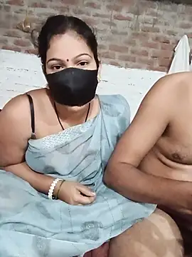 Indiansexycouple2