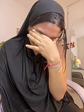Umarani_ - Fingers in pussy :fire: