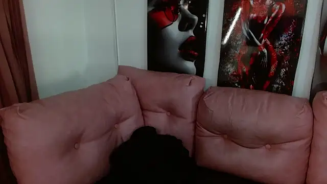 Miahotcs1 - saliva on my tits