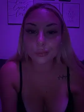 SarahWildy - Suck my Fingers Like Ur Dick 🥵💦