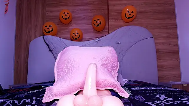 Mia_stanfort - squirrt