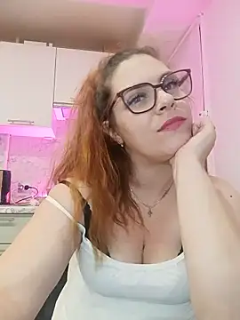 MonikaFires - Show naked tits