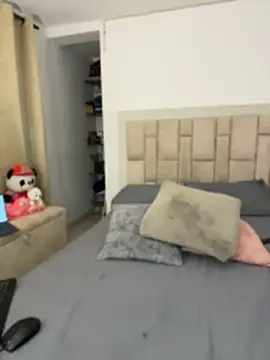 Julie_Rossie - show cum and dildo