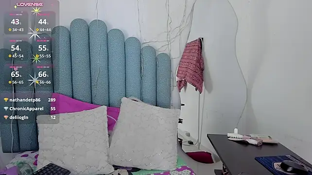 Brianna_196 - spank ass x 12