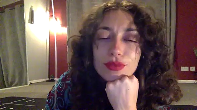 LydiaMayx - Topless pole dance for 4 mins ;))))