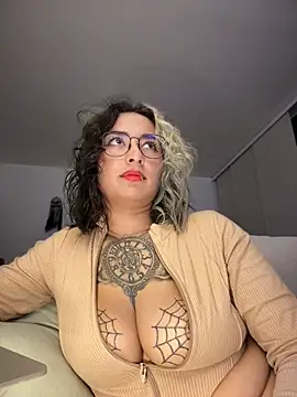 Rae_Lil_White - 🔥GET NAKED+RUB WET PUSSY NO MERCY