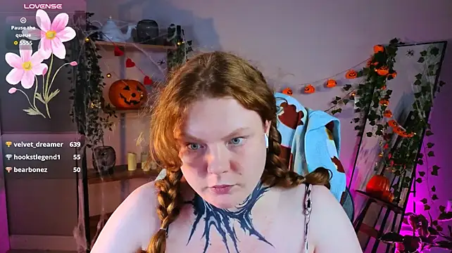 Cassie_xKiss - suck on nipples