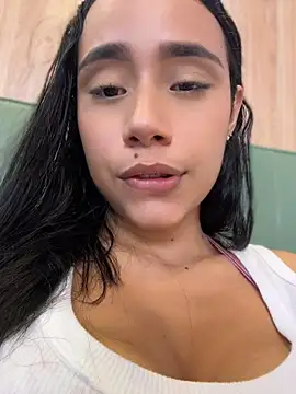 Sara-Castillo - DOMI INSIDE PUSSY + CONTROL LAST TIP💦😈