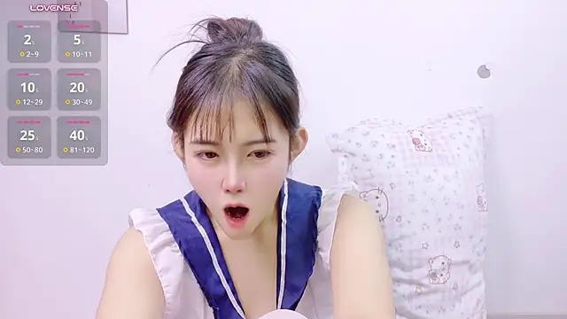 UU-uuu - 比奶心 V腿~