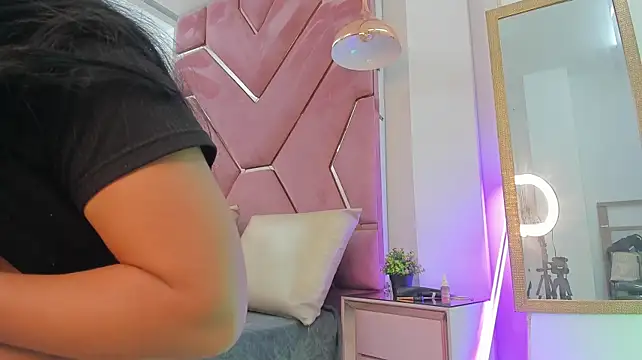 StefaniCollins - Sexy dance all naked + Spanks😈😈