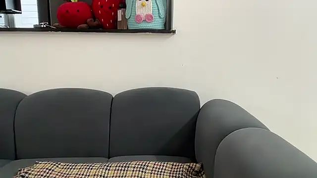 Priyadevi17 - Ice on ass