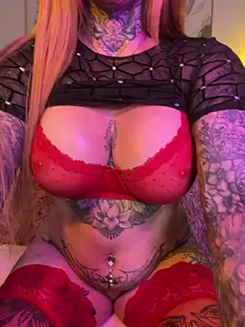 NikkiRylie - vibrate this wet pussy with legs up