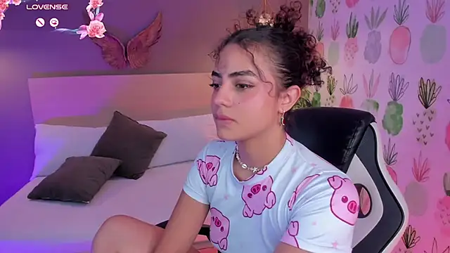 Yaya23x - DILDO + PUSSY