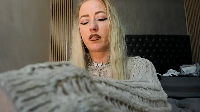 AlessiaBellini - Naked + 10 MIN Toy Control Last Tip