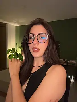 EmaSaenz - GOOD VIBES FOR YOU EMMA