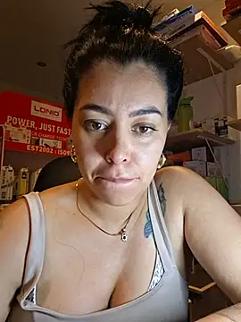 Luianna - Turn me on 💦😈💦😈