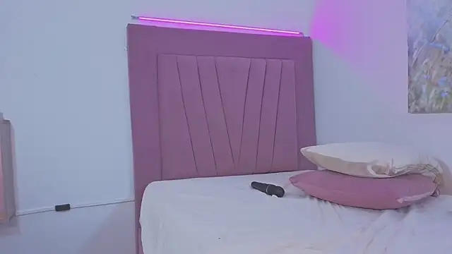 Liacox_ - finger in my ass