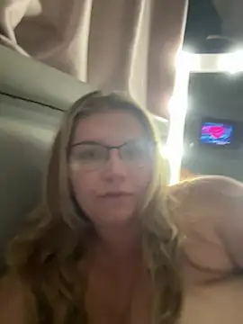 LucieLouBabe - Spit on boobs 🥰