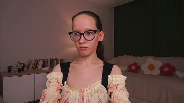 BettyBrowni - belly tease