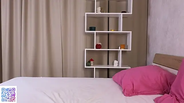 SunnySmileXO - 💕Take off my panties💕