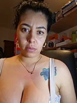 Luianna - Turn me on 💦😈💦😈