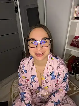 XLexi - Finger pussy